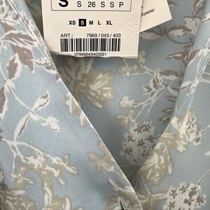 Chic Zara  Floral Dress in Blue and Cream, NEW,  never worn.